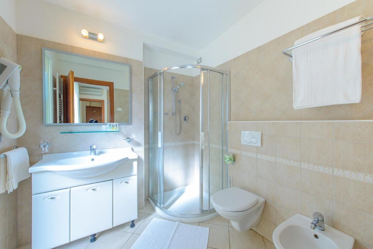 Residence Ducale Rimini Exterior photo